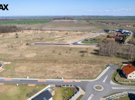 pozemek-2-2.jpg | Prodej - pozemek pro bydlení, 830 m²