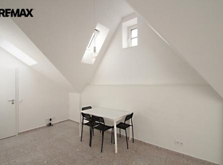 img-65891.jpg | Pronájem bytu, 2+kk, 52 m²