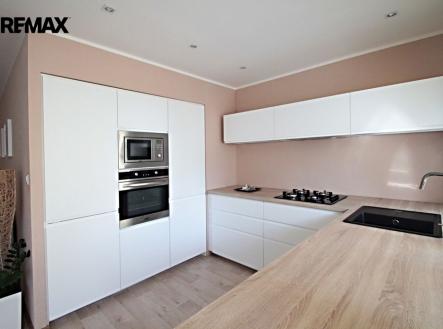 img-34461.jpg | Pronájem bytu, 3+kk, 68 m²