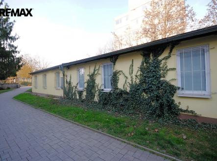 dsc-0445-1.jpg | Prodej - kanceláře, 226 m²