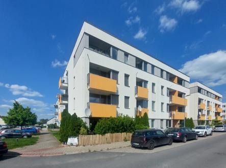 osek-818-2.jpg | Prodej bytu, 1+kk, 37 m²