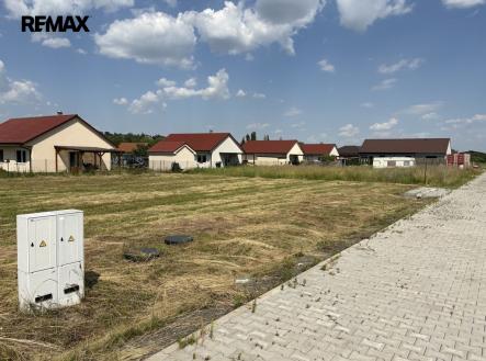 img-2923.jpeg | Prodej - pozemek pro bydlení, 712 m²