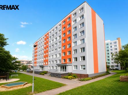 file-0000000071a072468f9d4c7a260d99b7.png | Pronájem bytu, 3+1, 74 m²