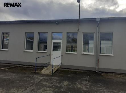 20231107-141329-resized-1.jpg | Pronájem - skladovací prostor, 129 m²