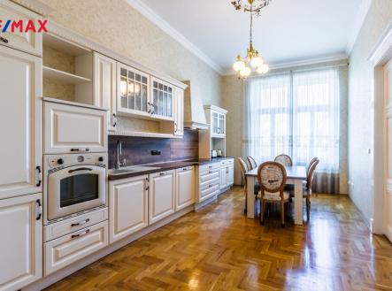 masarykovo-nabrezi-34.jpg | Pronájem bytu, 3+1, 115 m²