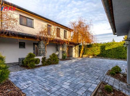 libis-36-k.jpg | Prodej - dům/vila, 243 m²