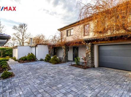 Prodej - dům/vila, 243 m² obrázek