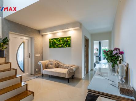 libis-24.jpg | Prodej - dům/vila, 243 m²