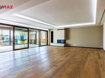 Prodej - dům/vila, 334 m² obrázek