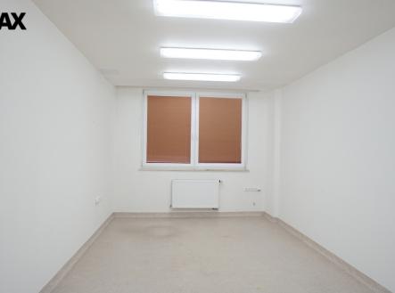 dsc00617.jpg | Pronájem - kanceláře, 407 m²