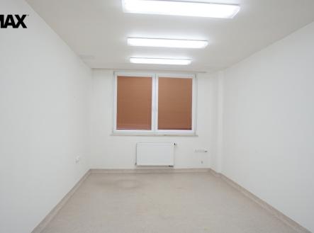 dsc00617.jpg | Pronájem - kanceláře, 407 m²