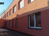 Pronájem - kanceláře, 407 m²