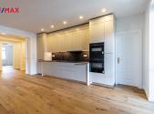 Pronájem bytu, 4+kk, 130 m²