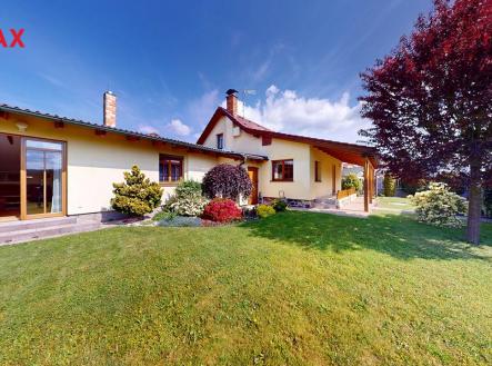 rd-cheznovice-172-se-zahradou-garazi-pergolou-a-zahr-domkem-05252025-093529.jpg | Prodej - chata/rekreační objekt, 160 m²