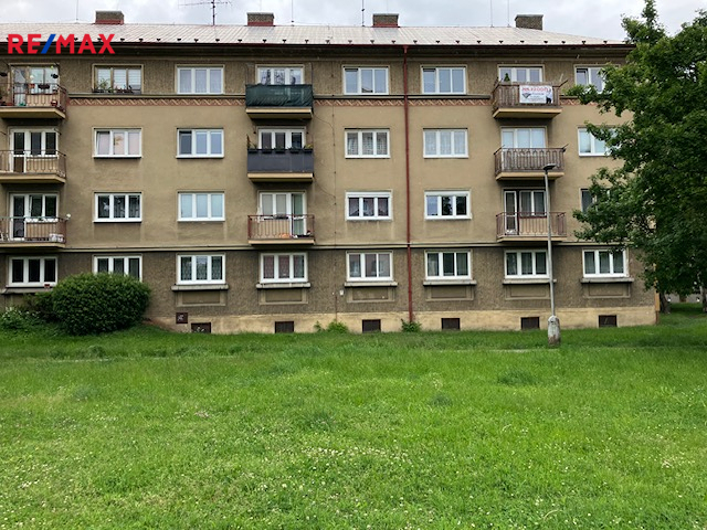 pohled na dům ze západu