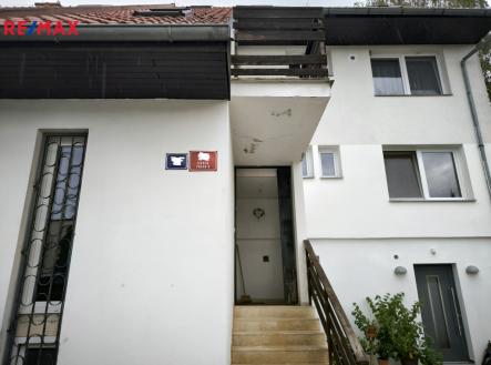 Pronájem bytu, 2+kk, 66 m² obrázek