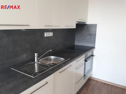 Pronájem bytu, 2+kk, 39 m² obrázek