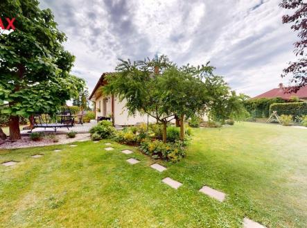 rodinny-dum-se-zahradou-zvanovice-ul-k-vrtuli-217-08152025-172920.jpg | Prodej - dům/vila, 124 m²
