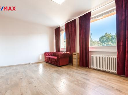 g-pokoj-2.jpg | Prodej bytu, 2+kk, 52 m²