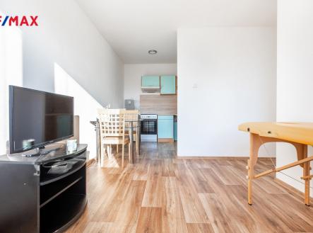 obyvaci-pokoj-2.jpg | Prodej bytu, 2+kk, 34 m²