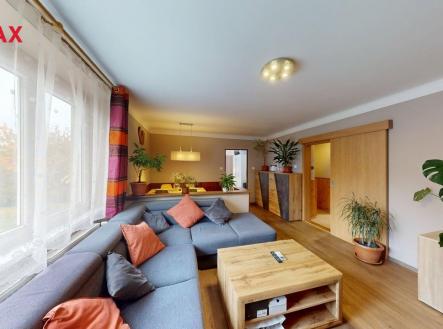 byt-31-praha-6-suchdol-olsova-5585-s-terasou-zahradou-a-sklepem-10302025-100035.jpg | Prodej bytu, 3+1, 220 m²