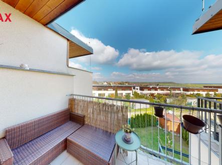 byt-2kk-2-x-terasa-bustehrad-oresin-984-05052023-105154.jpg | Prodej bytu, 2+kk, 68 m²