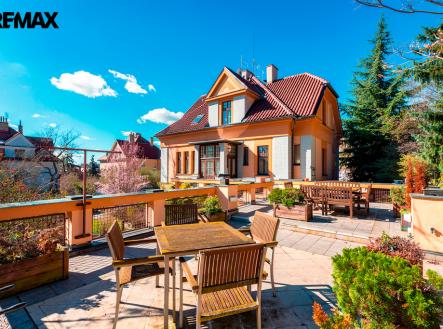 Sluneční terasa | Prodej - dům/vila, 464 m²