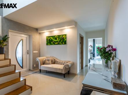 libis-24.jpg | Prodej - dům/vila, 311 m²