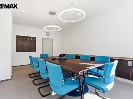 zasedací místnost | Pronájem - kanceláře, 91 m²