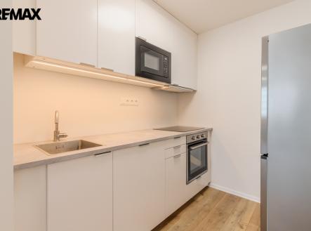 bolonska-12.jpg | Pronájem bytu, 2+kk, 45 m²