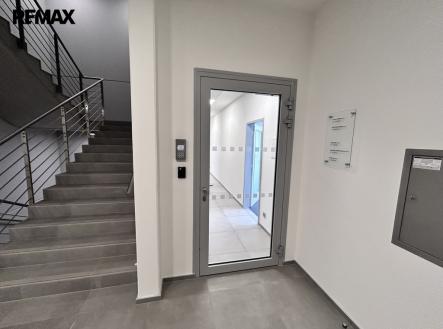 img-4070.jpg | Pronájem - kanceláře, 200 m²