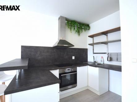 img_b1b8e71b41.jpg | Pronájem bytu, 1+kk, 49 m²