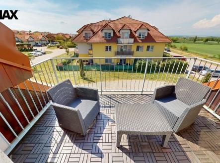 k-visnovce-201-holubice-byt-14-1kk-s-terasou-a-parkovanim-05062026-070355.jpg | Pronájem bytu, 1+kk, 49 m²