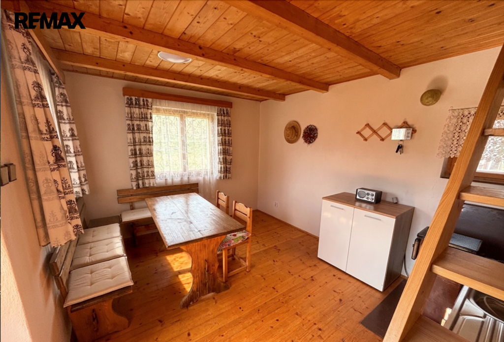 Obytný pokoj s jídelnou