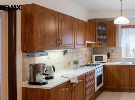 gemini-generated-image-3hesca3hesca3hes.png | Prodej - dům/vila, 255 m²