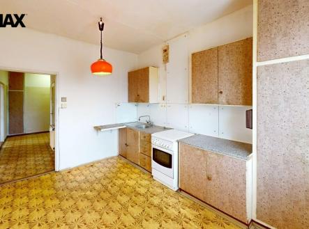 byt-21-535-m2-byt-43-m2-sklep-heralecka-ii-praha-4-krc-kitchen-1.jpg | Prodej bytu, 2+1, 56 m²