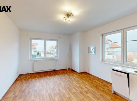 byt-c-7-3kk-s-terasou-platanova-80-holubice-kozinec-03252025-114020.jpg | Pronájem bytu, 3+kk, 71 m²