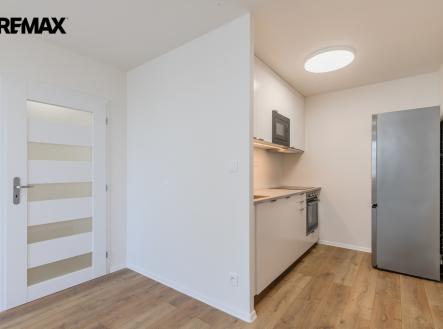 bolonska-11.jpg | Prodej bytu, 2+kk, 45 m²