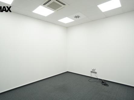 dsc01874.jpg | Pronájem - kanceláře, 416 m²