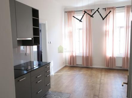 Pronájem bytu, 2+kk, 60 m² obrázek