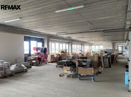 434b15ce-9d3c-43f2-8a0e-27e7f8e5291e.jpeg | Pronájem - kanceláře, 686 m²