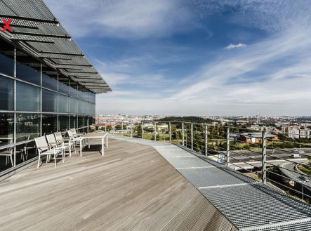 polygon-house-02.jpg | Pronájem - kanceláře, 883 m²