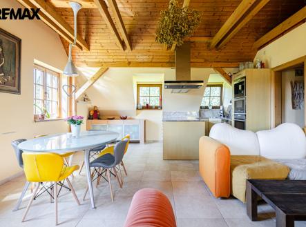 untitled-2.jpg | Prodej - dům/vila, 700 m²