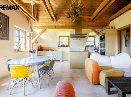 untitled-2.jpg | Prodej - dům/vila, 700 m²