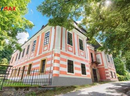 dsc-1976-m.jpg | Prodej - historický objekt, 14 685 m²