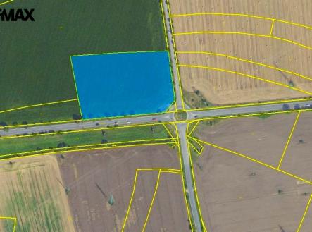 879572d2-61fa-4a89-94f0-950663f98745.jpg | Pronájem - pozemek, zemědělská půda, 14 045 m²