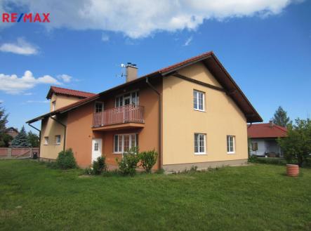 1-2.jpg | Prodej - dům/vila, 304 m²