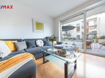 Prodej bytu 3+kk, 73,2 m² + 95,8 m² prostorná terasa, Praha - Čakovice. | Prodej bytu, 3+kk, 73 m²