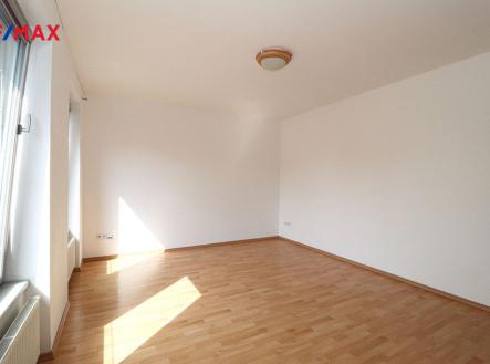 Obývací pokoj | Pronájem bytu, 1+kk, 30 m²