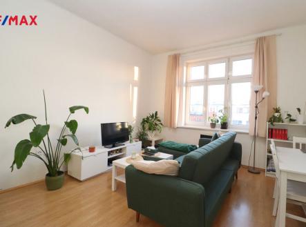 Obývací pokoj + kk | Pronájem bytu, 2+kk, 53 m²